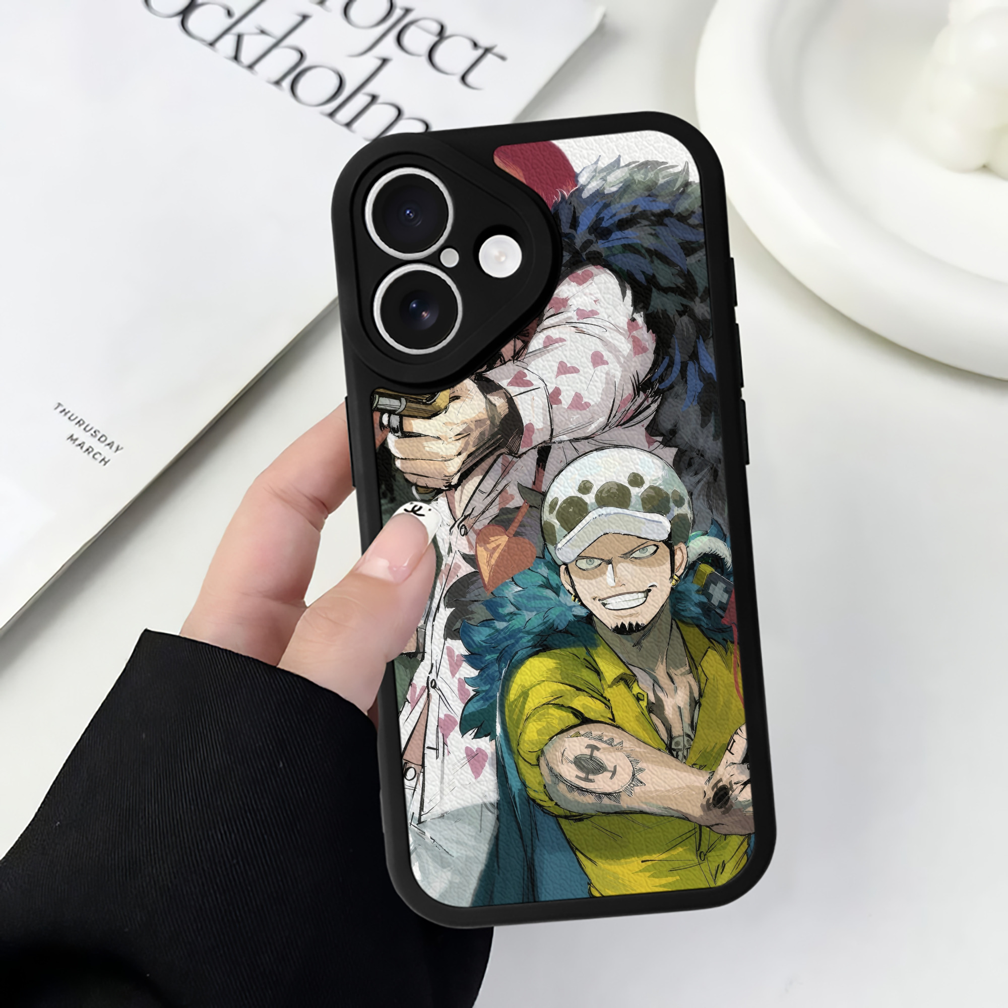（画像用） ワンピース ONE PIECE 【iPhone 16シリーズ対応】シリコンスマホケース（レザー調） 材質：シリコン